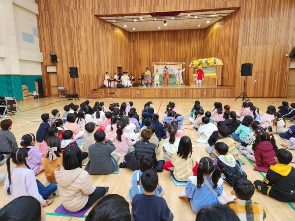 국악기 음색과 소리가 어우러진 최고의 공연!